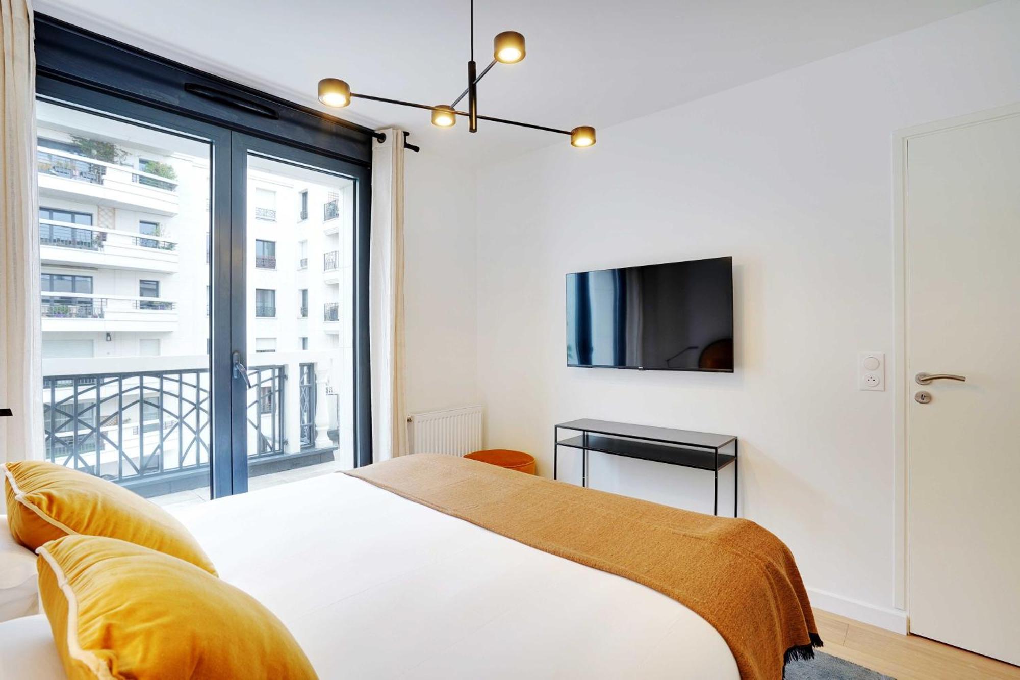 Raffinement Et Confort Dans Cette Residence A Levallois-Perret Kültér fotó