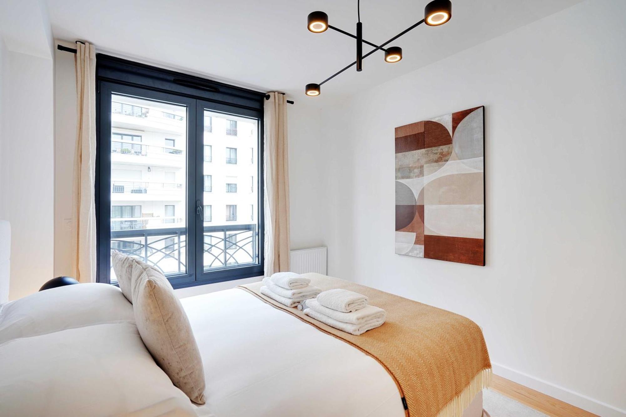 Raffinement Et Confort Dans Cette Residence A Levallois-Perret Kültér fotó